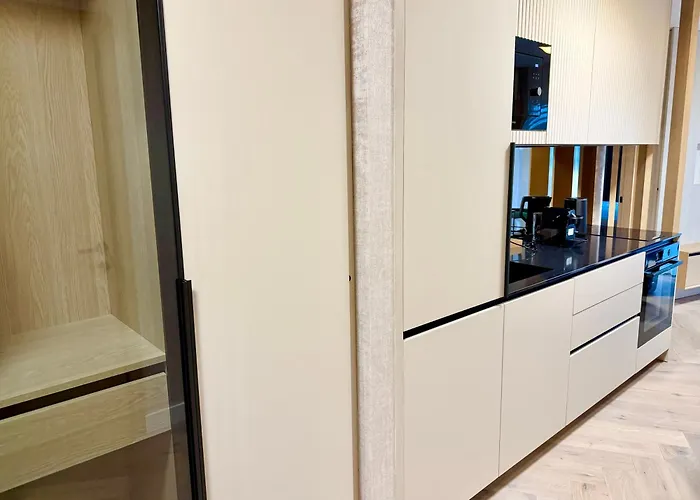 Luxury Modern Near Metro Daire Viyana
