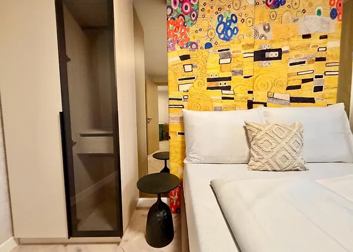 Luxury Modern Near Metro Appartement *