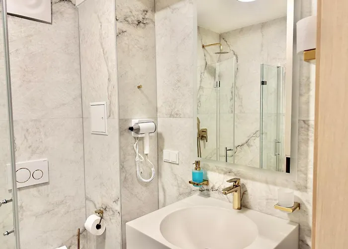 Daire Luxury Modern Near Metro