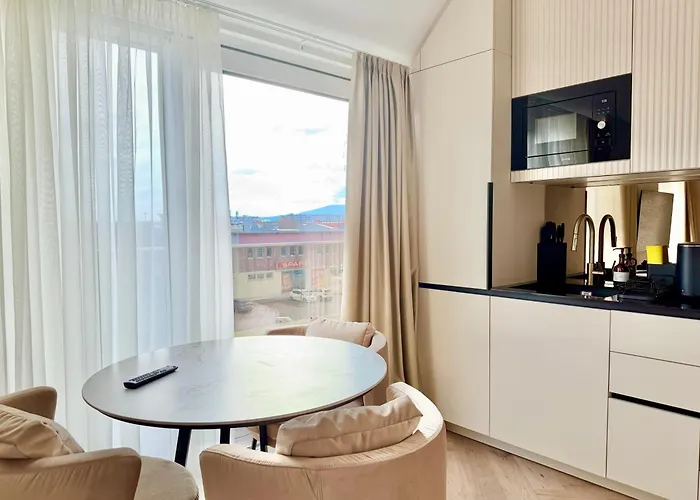 Daire Luxury Modern Near Metro