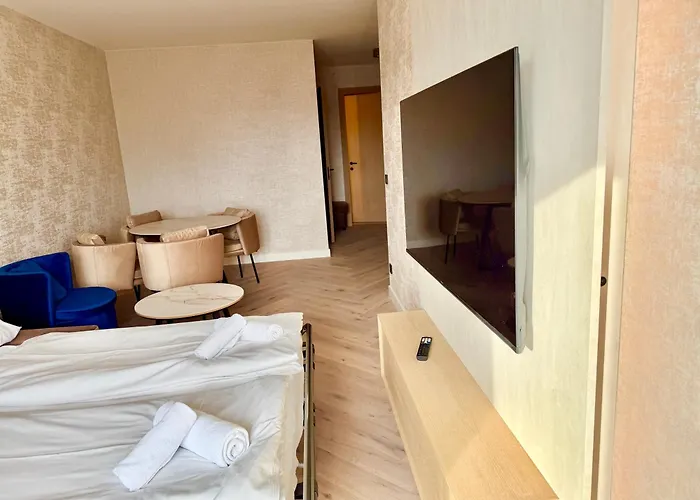 Luxury Modern Near Metro Viyana